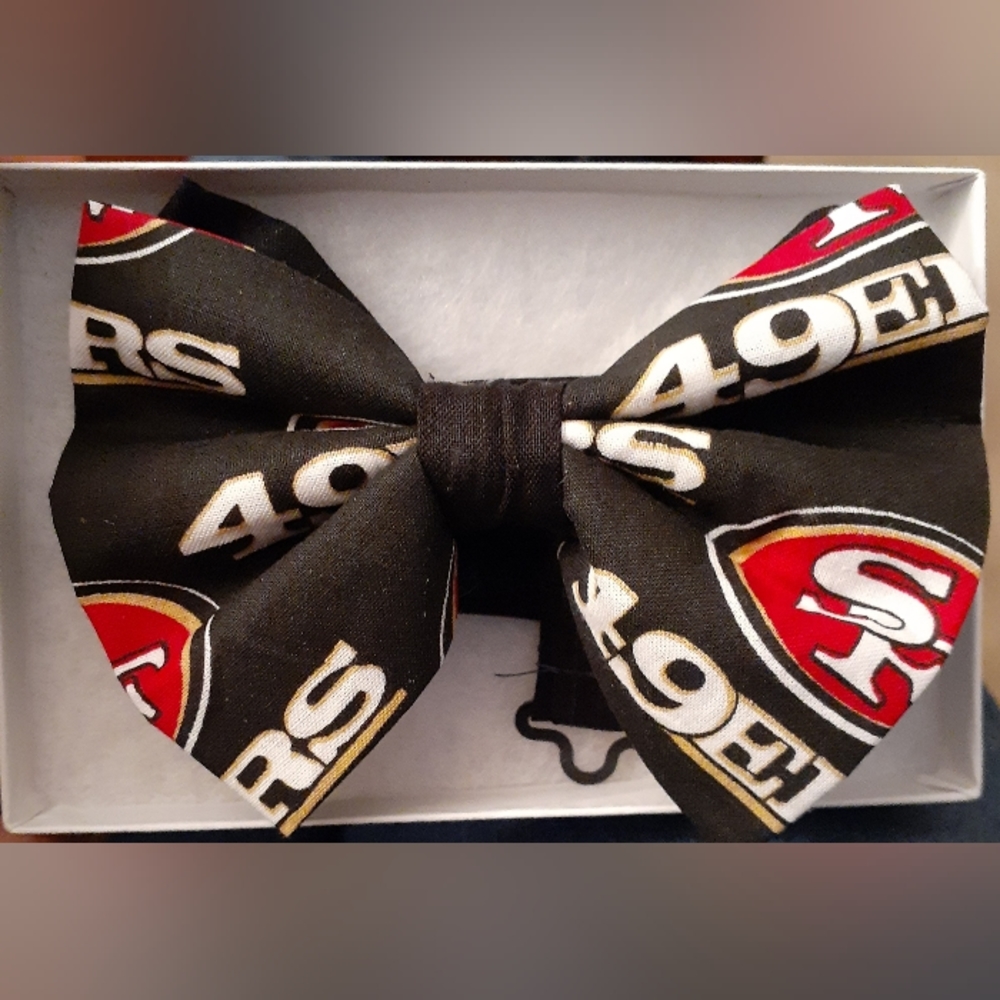 SAN Francisco 49er's Bow Tie